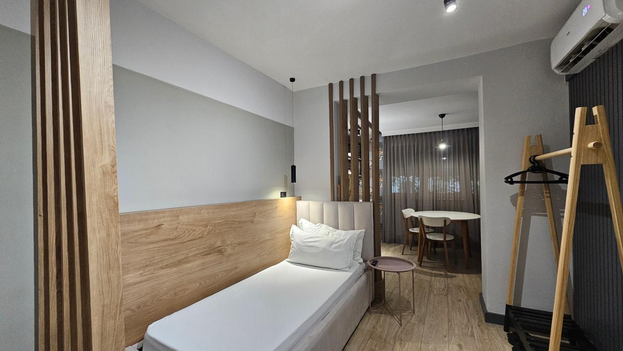 Tam Serviced Studio Apartments Next To Blloku Tirana Exterior foto