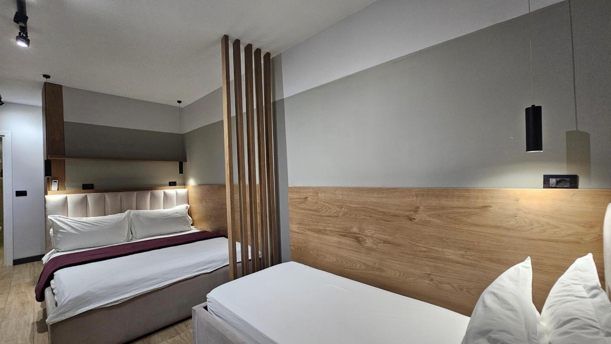 Tam Serviced Studio Apartments Next To Blloku Tirana Exterior foto
