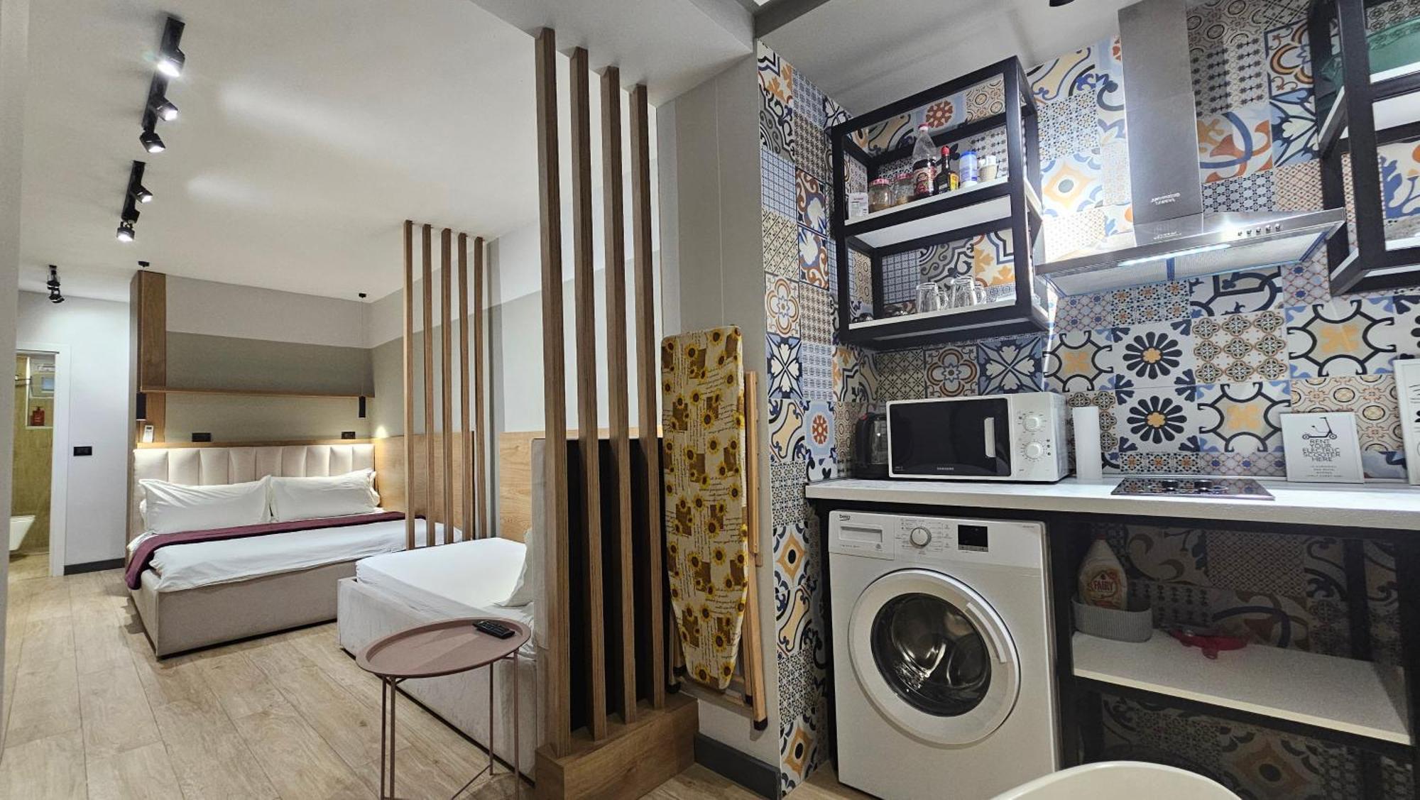 Tam Serviced Studio Apartments Next To Blloku Tirana Exterior foto